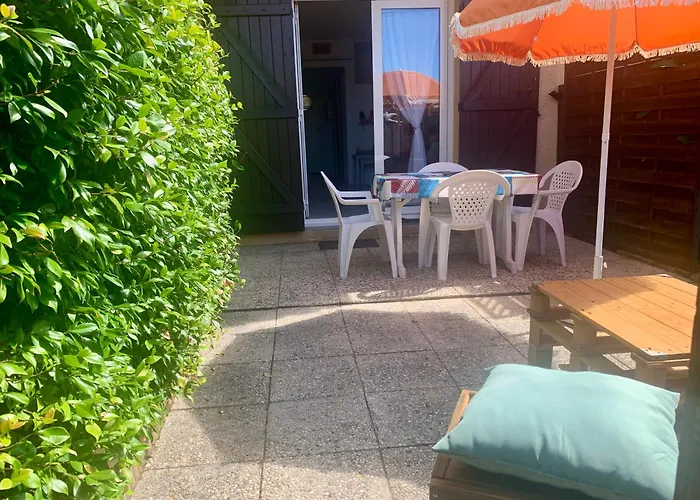 Διαμέρισμα Cosy A 300 M De La 1 A 4 Pers